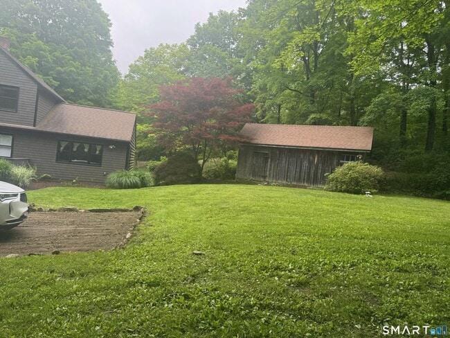 Building Photo - 21 Simpaug Turnpike