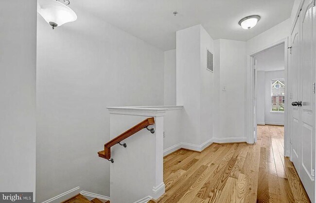 Building Photo - 12710 Horseshoe Bend Cir