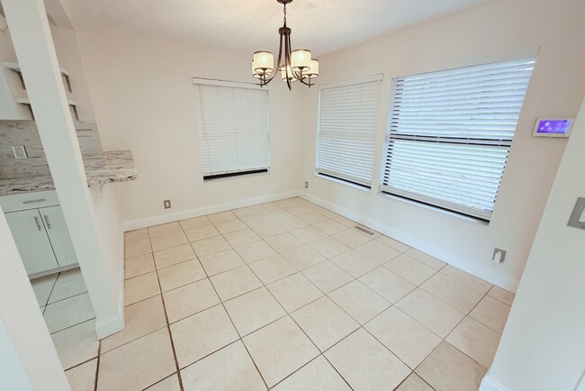 Building Photo - 2814 Shell Bark Rd, Decatur, GA 30035