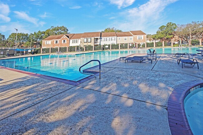 Building Photo - 14466 Misty Meadow Ln