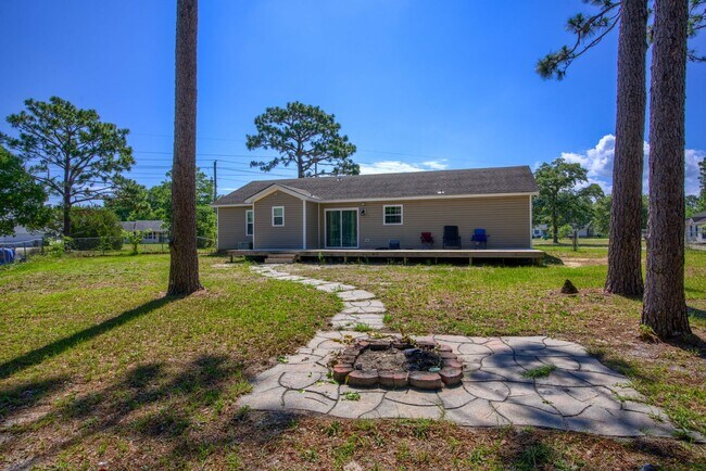 Building Photo - 600 Calabash Dr