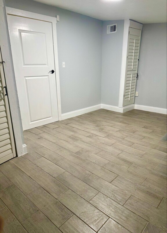 Building Photo - 9402 N 16th St