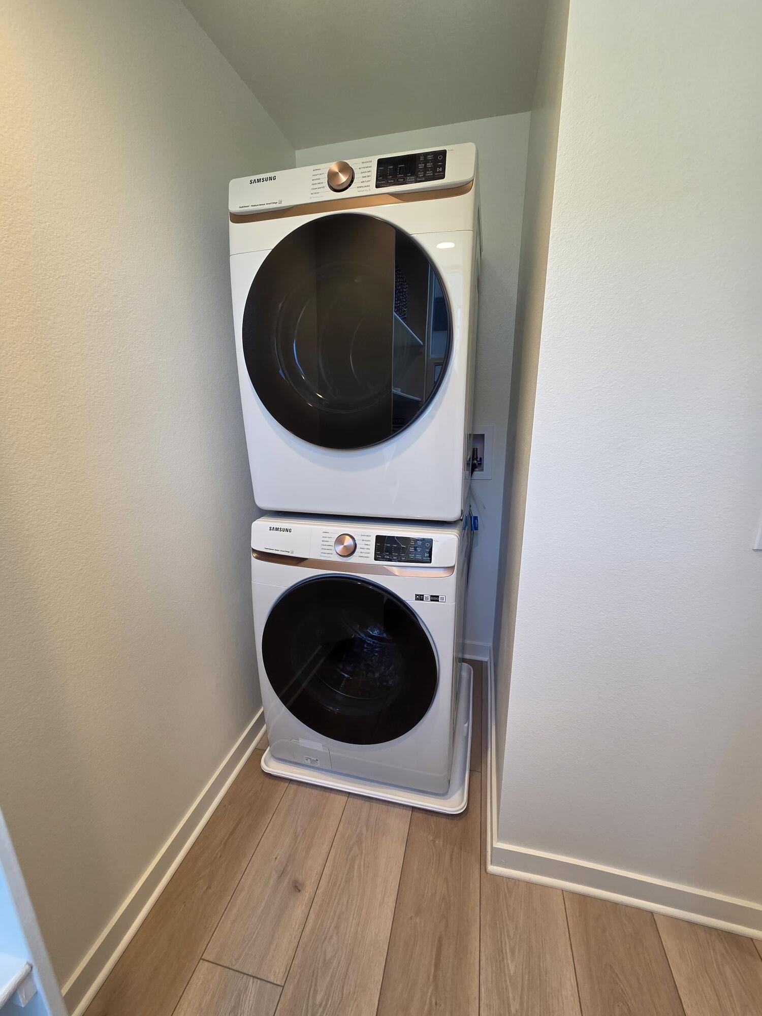 Building Photo - 2524 Chamomile Ln