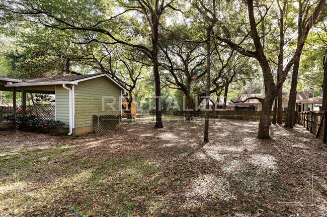 Building Photo - Sweet Cottage-esque 3-Bed 2-Bath in Daphne!