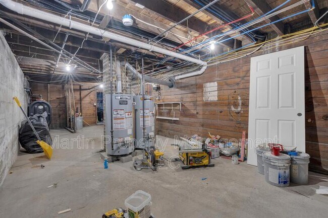 Building Photo - 116-118 White Street - 118