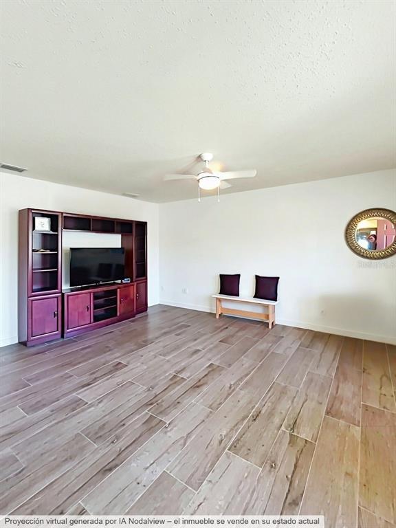 Building Photo - 400 Oakridge Blvd