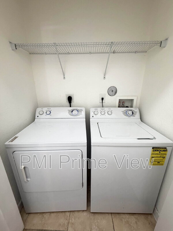 Building Photo - 12997 SW 135th St