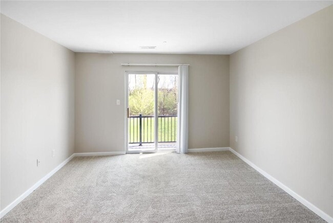 Building Photo - 300 Stonewall Creek Dr