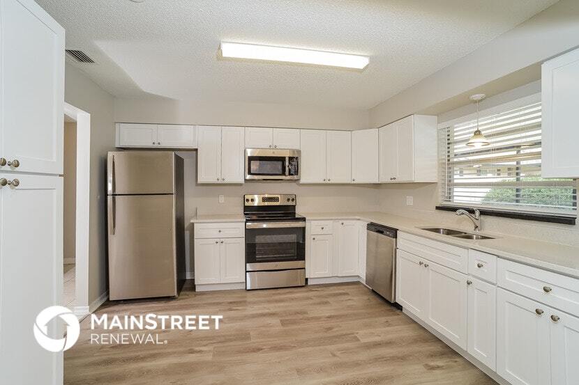 Building Photo - 1507 Providence Cir