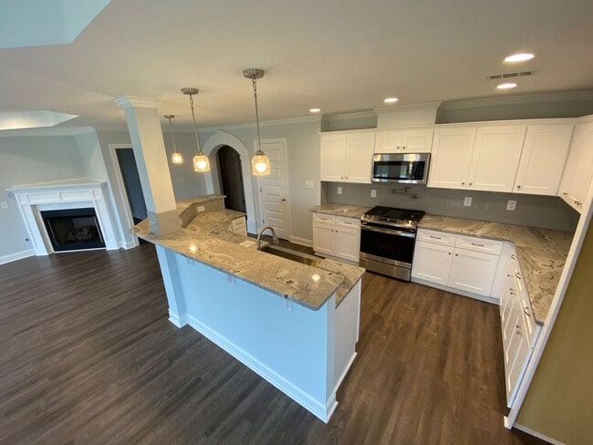 Building Photo - 2318 Bundoran Dr