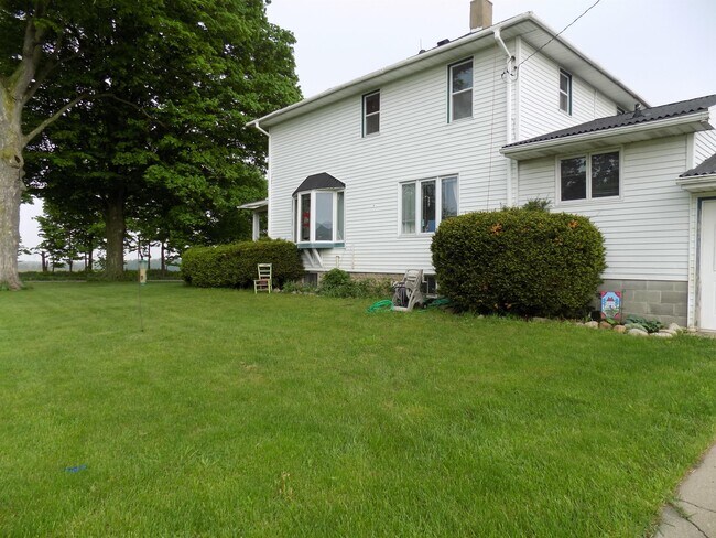 Building Photo - 11790 23 Mile Rd