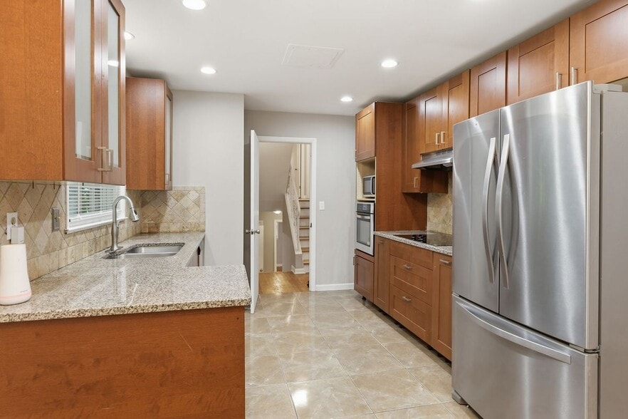 Building Photo - 4411 Langdon Dr