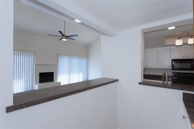 Building Photo - 7450 Holly Hill Dr