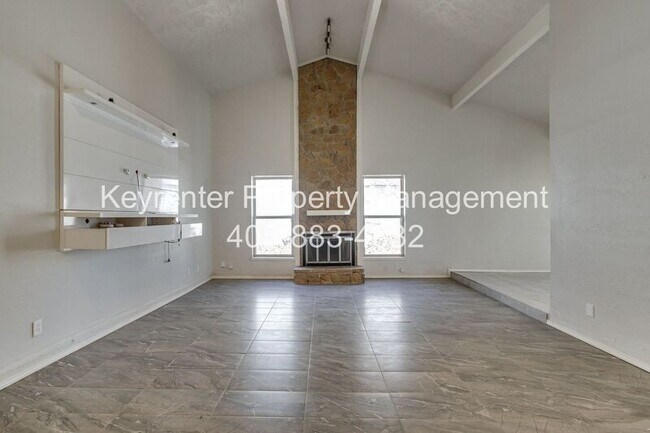Building Photo - 6913 Fawn Canyon Dr