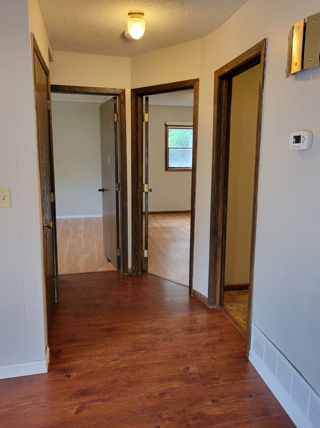 Building Photo - Single Family Home