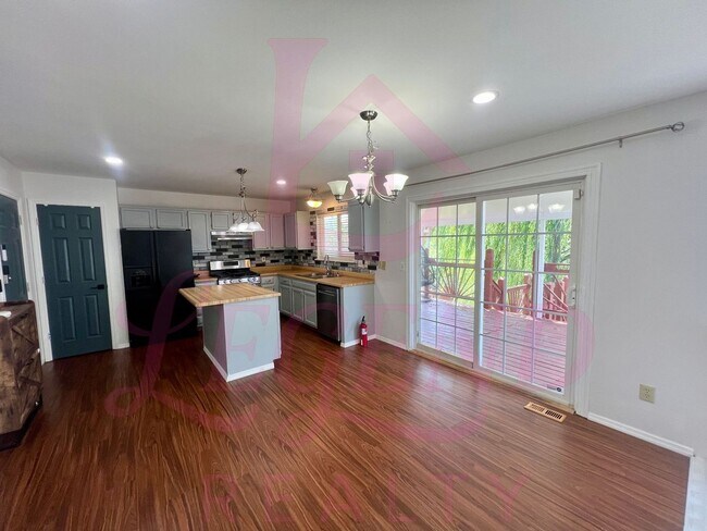 Building Photo - MOVE IN READY - Atrium Ranch for Rent in O'Fallon, MO – 3 Bed, 2.5 Bath with Finished Basement & ...