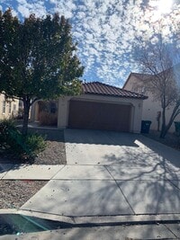 Building Photo - 1024 Waterfall Dr