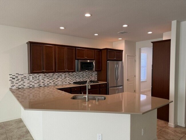 Building Photo - Reno Rental Finders - 9225 Sassafras Trail Reno, NV 89523