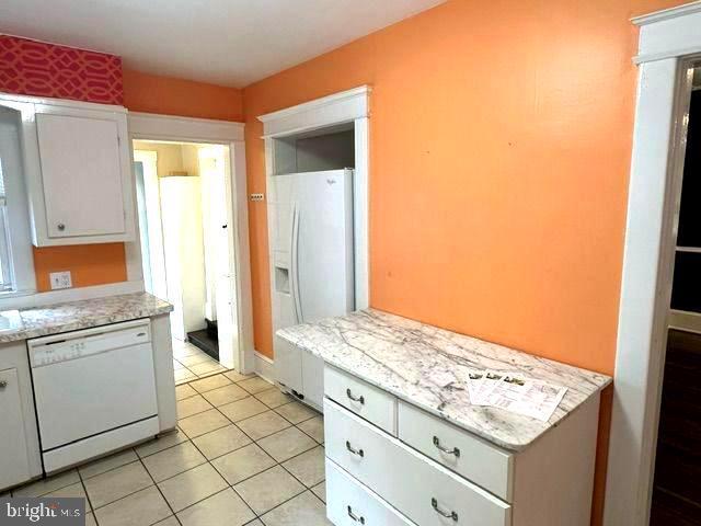 Building Photo - 4608 W Virginia Ave