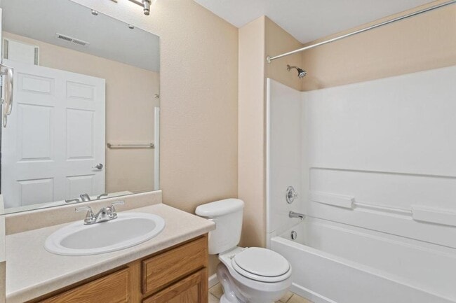 Building Photo - 605 Cougar Bluff Point