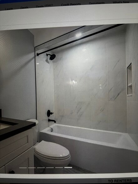 Building Photo - 663 Columbia Rd