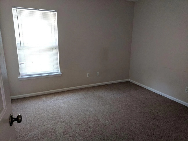 Bedroom 2 - 23996 Creek Parke Cir