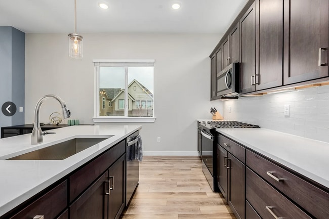 Building Photo - 6776 Navajo Way