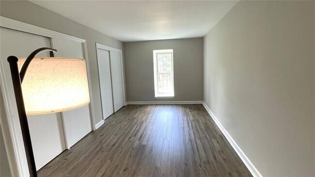 Building Photo - 3091 Colonial Way