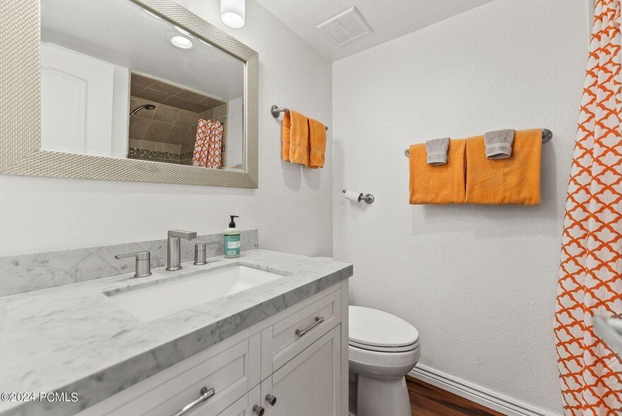 downstairs 3/4 bath - 36 Racquet Club Dr