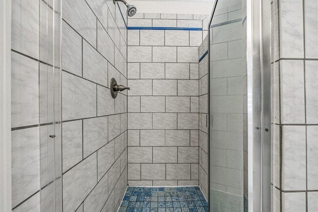 Building Photo - 12335 Shadowvista Dr