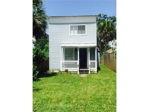 Building Photo - Charming 1/1 Home in St. Cloud
