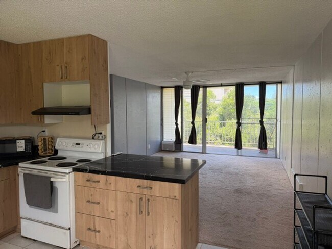 Building Photo - Beautiful Setting for this Two Bedroom, One Bath Unit Only Minutes Away from Wheeler AB and Schof...
