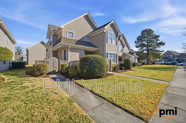 Building Photo - 417 Adkins Arch