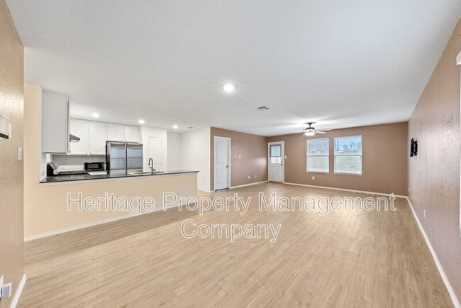 Building Photo - 140 Wood Moss Dr