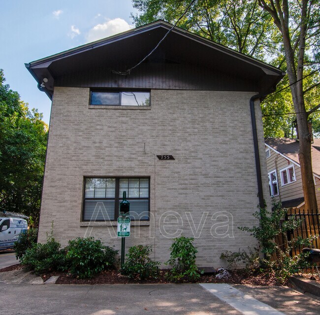 Building Photo - 755 St Charles Ave NE