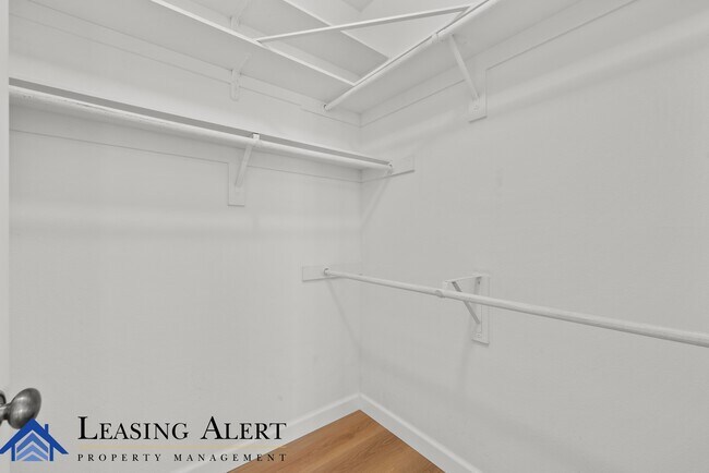 Building Photo - 23459 W Riversbridge Way