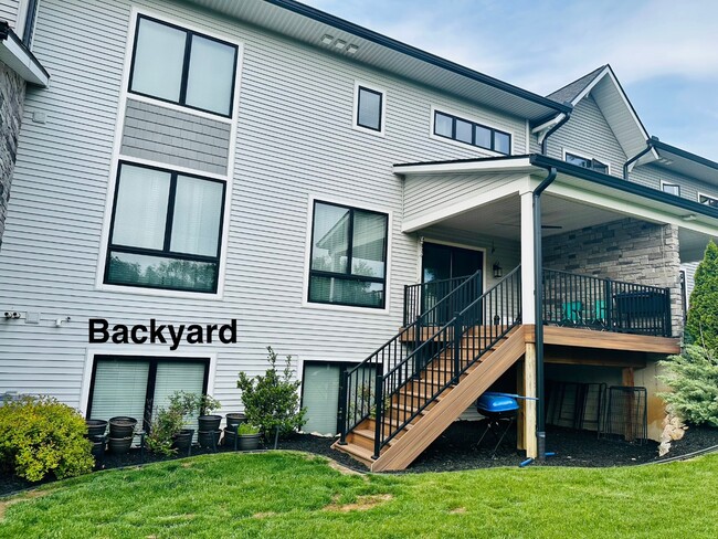 Building Photo - Beautiful 4BR/3.5BA Home in Granger – Spac...
