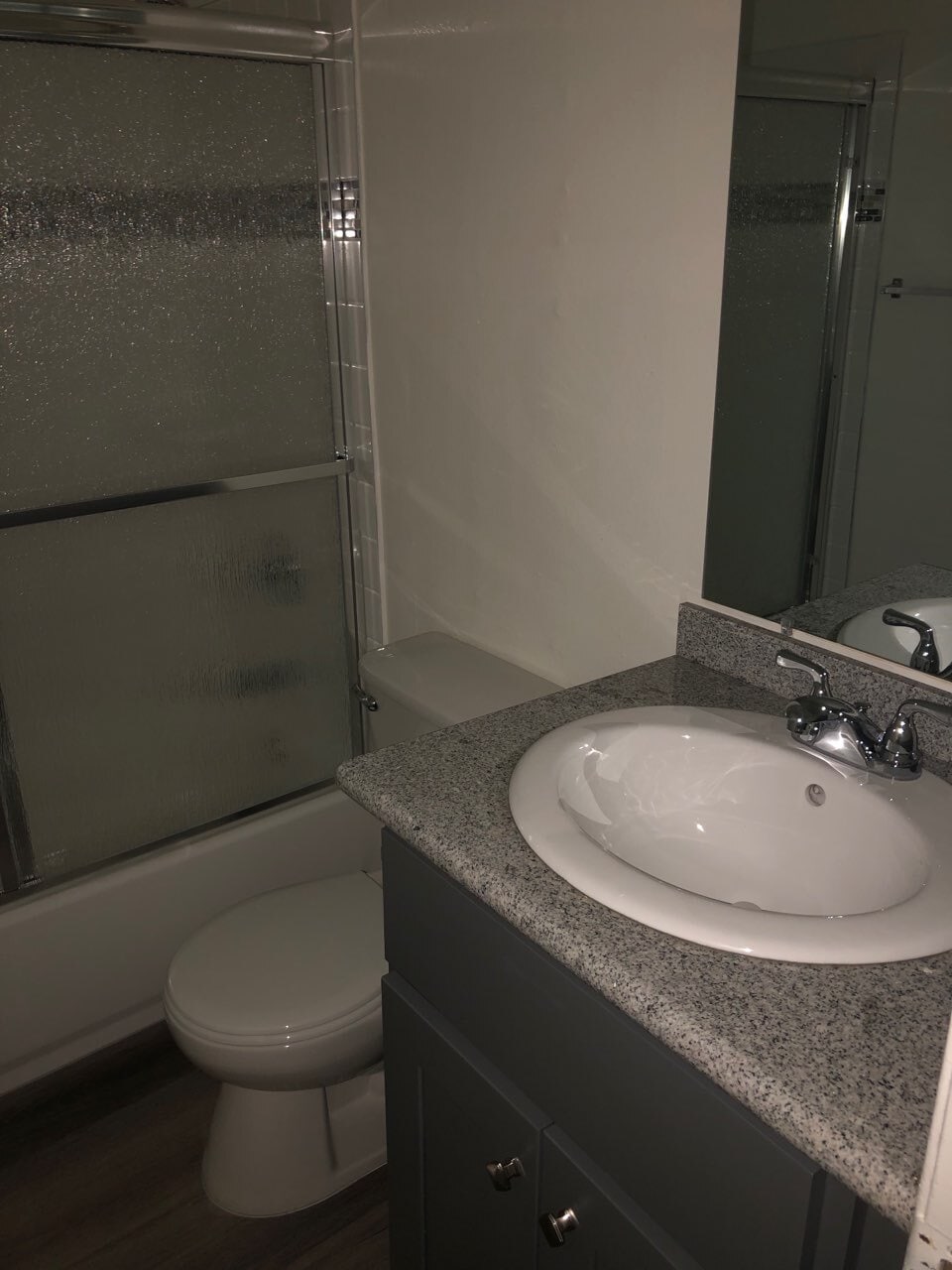 Building Photo - 4619 Rosewood Ave