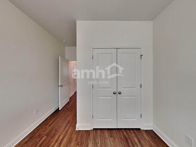 Building Photo - 300 Bourne St