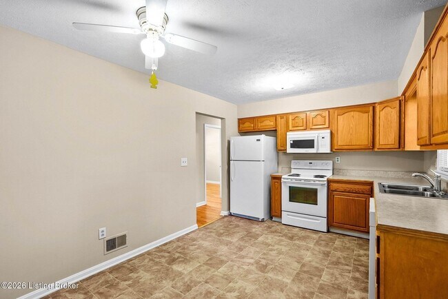 Building Photo - 7506 Pimlico Dr