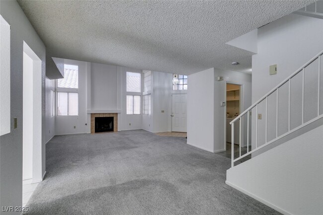 Building Photo - 1101 E Adelman Dr
