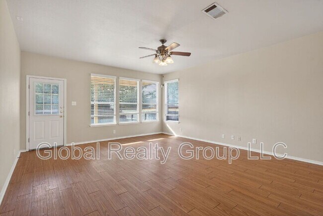 Building Photo - 212 Cloud Crossing