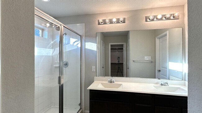 Building Photo - 29238 Dunns Creek Ct