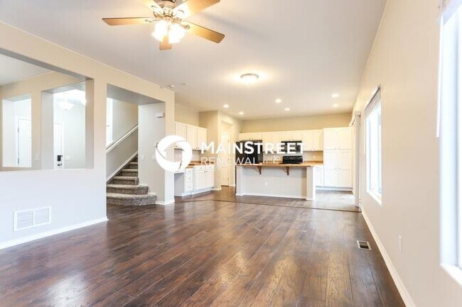 Building Photo - 4 Bedroom Pet-Friendly Home in COLORADO SP...
