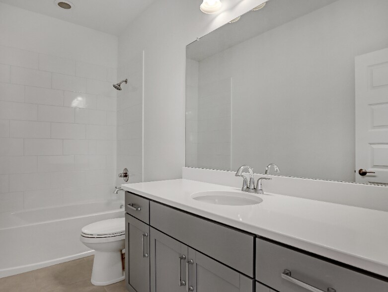 Building Photo - 7769 Allure Dr