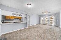 Building Photo - 806 Waters Edge Dr