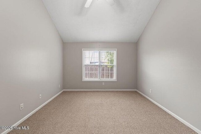 Building Photo - 443 Northrop Pl