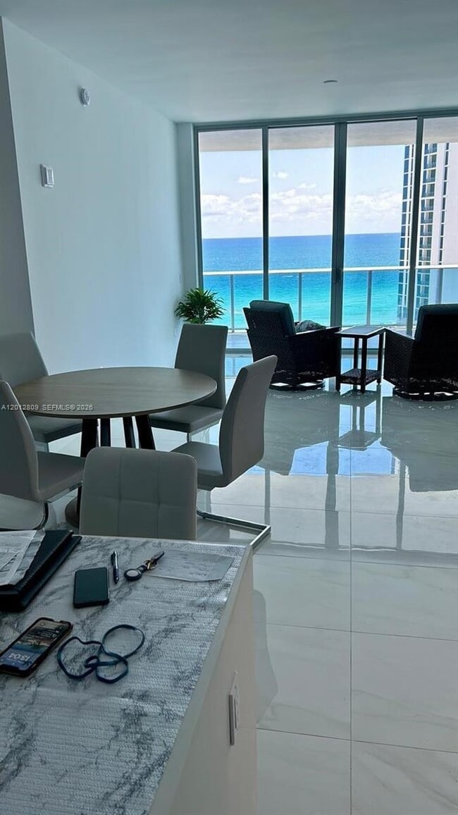 Building Photo - 17550 Collins Ave