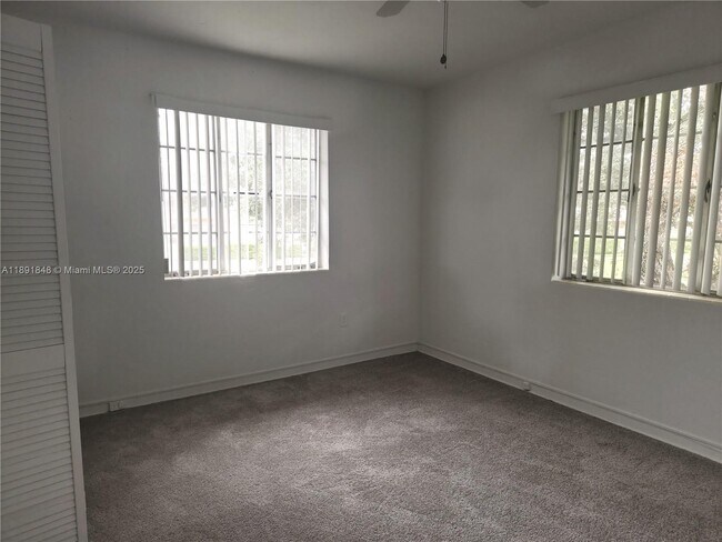 Building Photo - 1719 Gurtler Ct