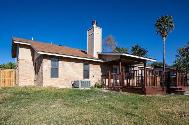 Building Photo - 210 Warbonnet Trail